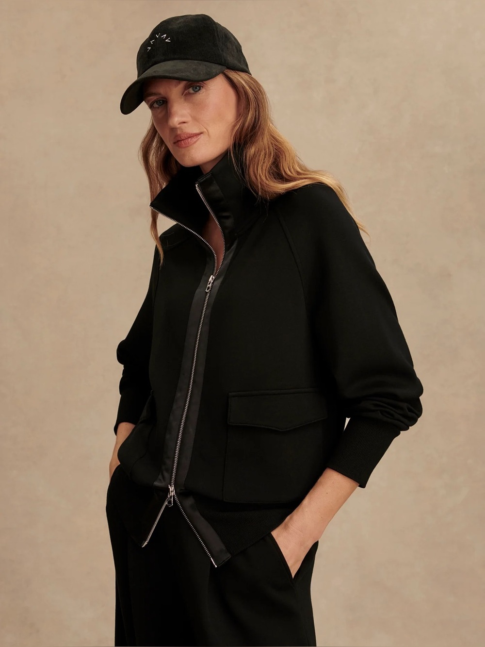 $178 current season! Varley Roxbury Zip Through satin trim Sweater size small